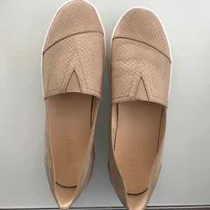 Nine West Tan slip on sneakers